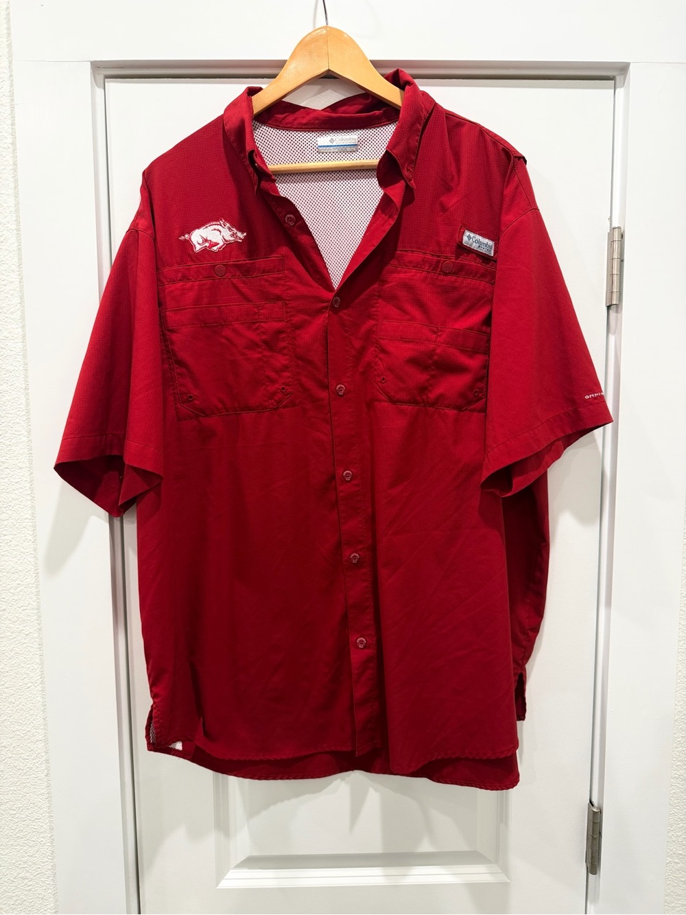 Arkansas Razorback Columbia Men's Short-Sleeve Performance Shirt - Red XL